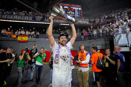 血缘与信念 血缘与信念