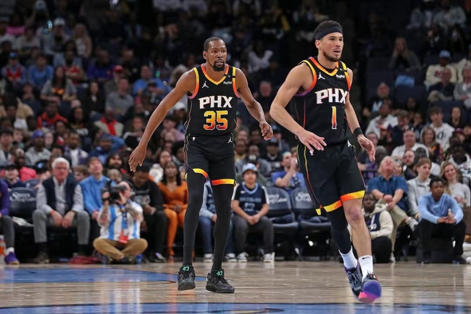 皮球已划出 皮球已划出